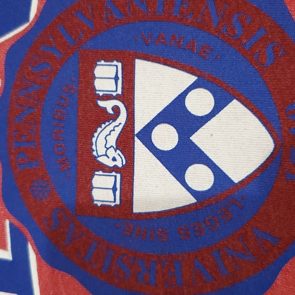 University of Pennsylvania T shirt - Picture 13 of 13